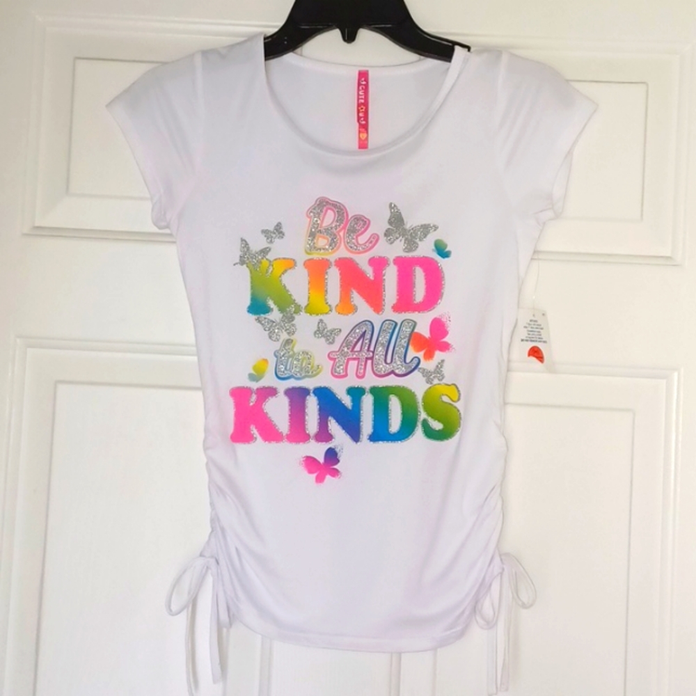 Be kind Girls Tee New